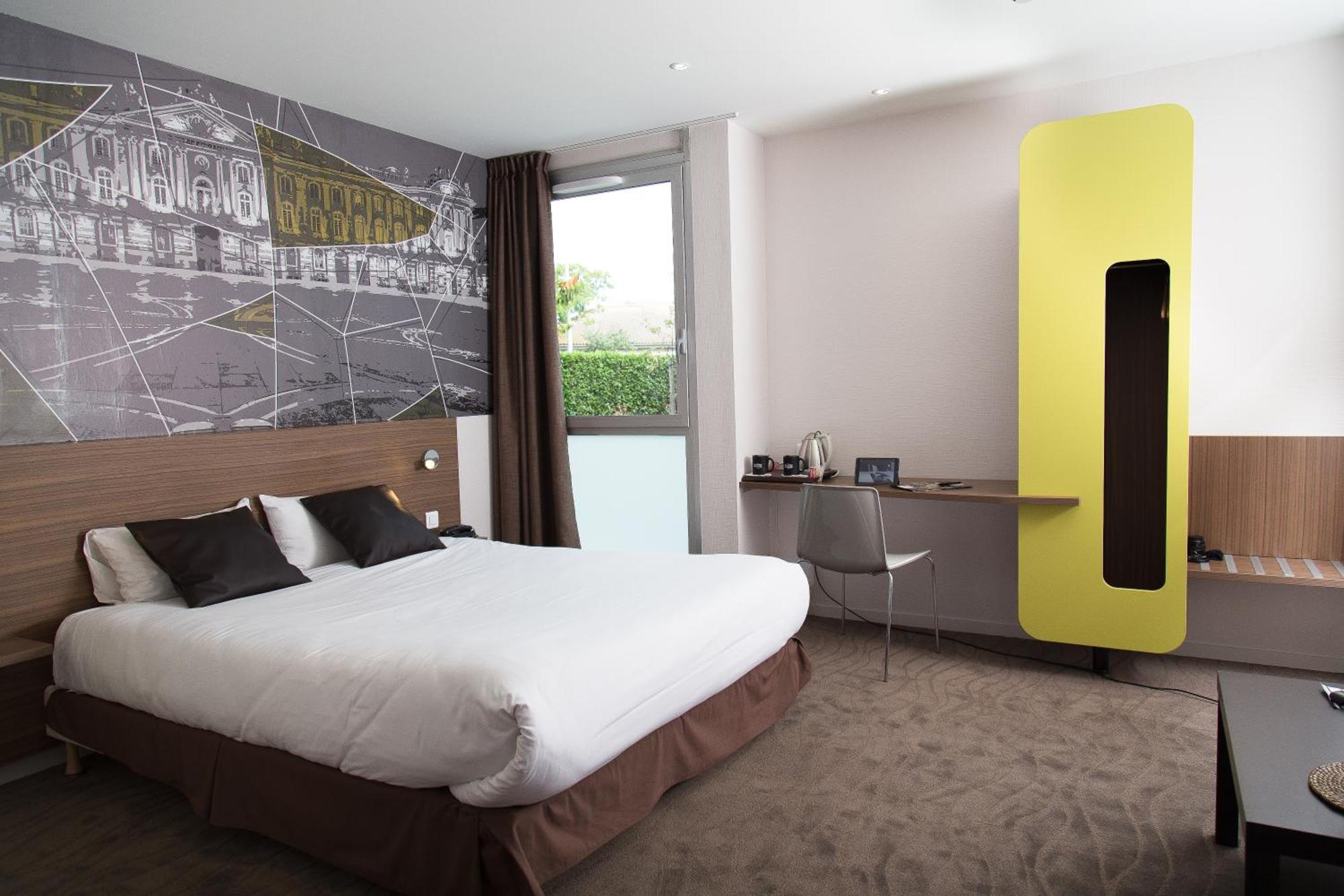 Brit Hotel Toulouse Colomiers - L'Esplanade Exterior photo